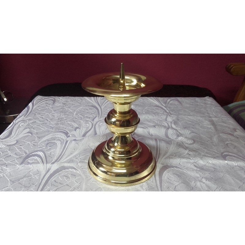 świecznik ołtarzowy