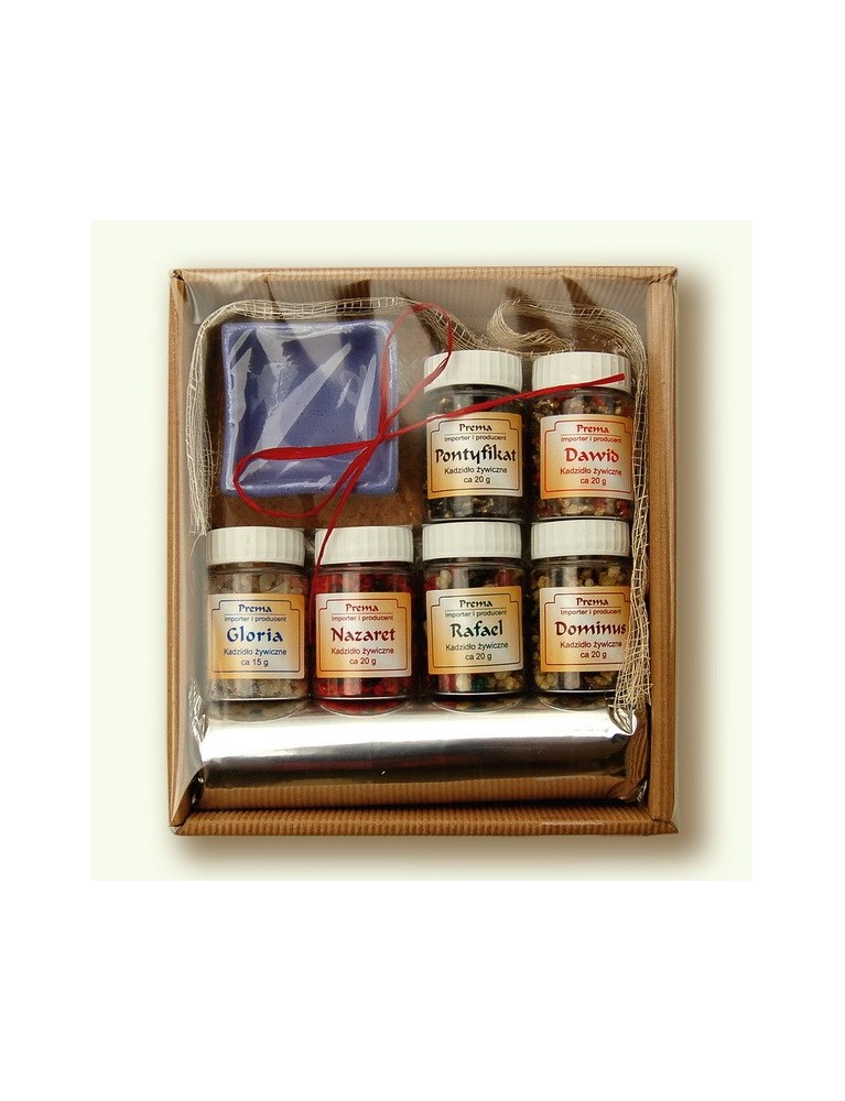  ZESTAW KADZIDEŁ ŻYWICZNYCH